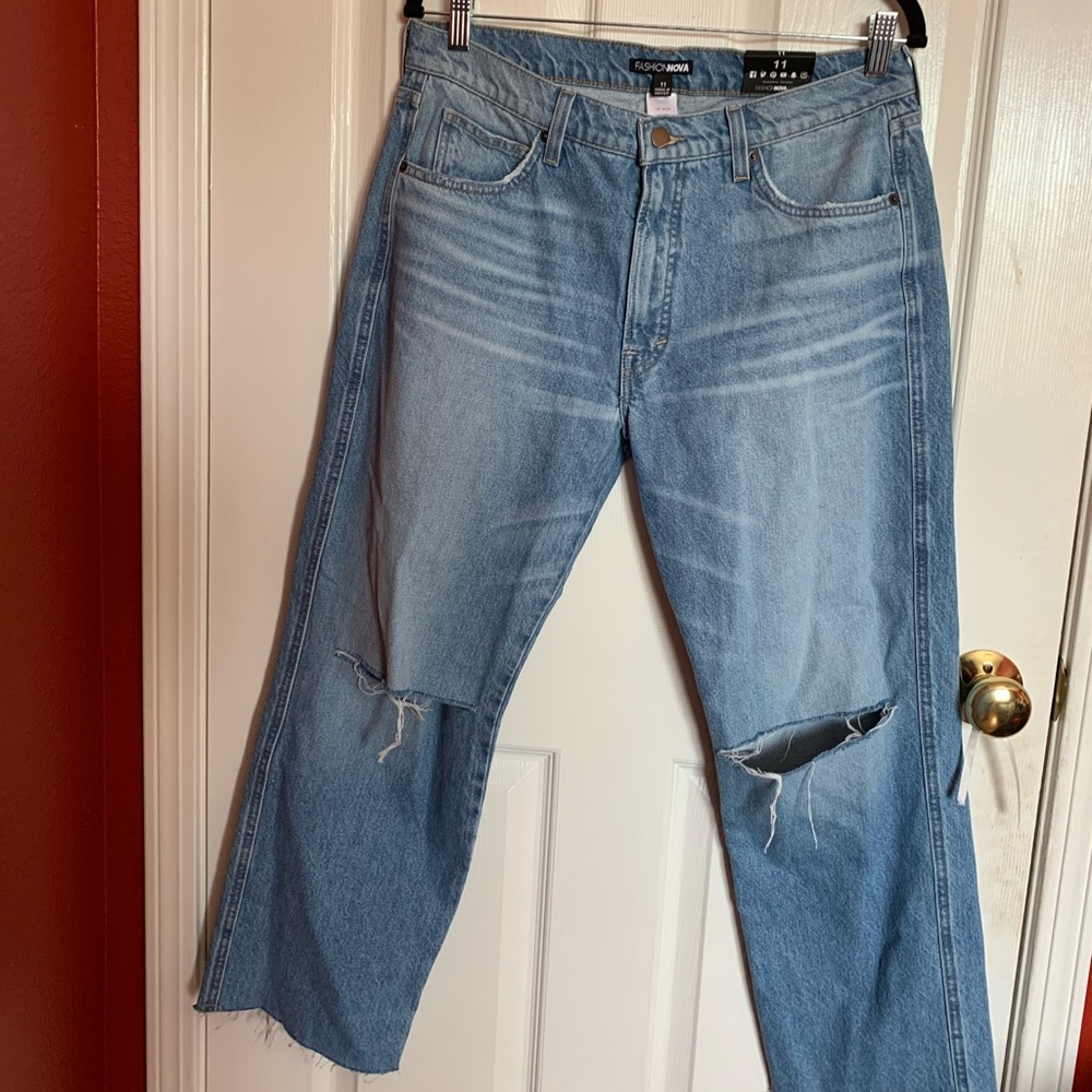 Never been worn boyfriend jeans!